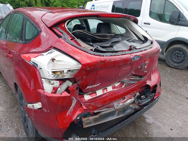 1FADP3K23GL357362 Ford FOCUS SE