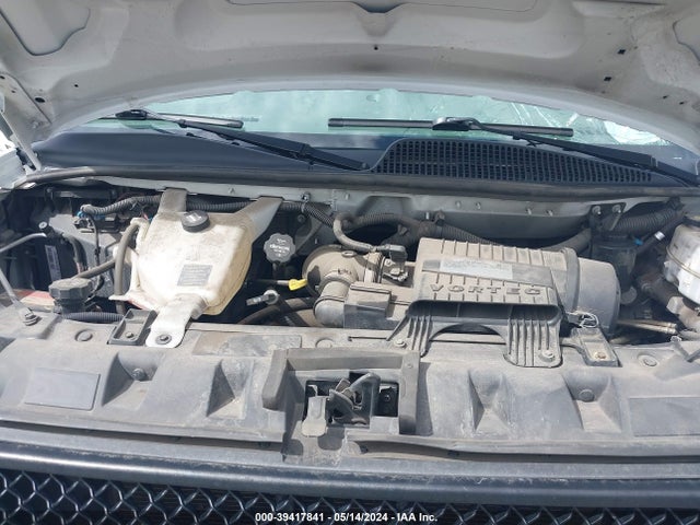 Chevrolet Express 2500 Work Van 2019 1GCWGAFG5K1306267 Image 10