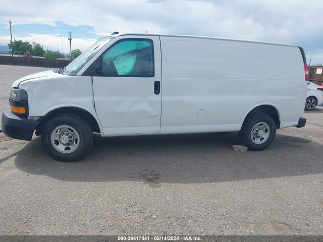 Chevrolet Express 2500 Work Van 2019 1GCWGAFG5K1306267 Image 13