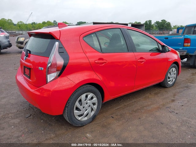 Toyota Prius C One 2015 JTDKDTB35F1584131 Image 4