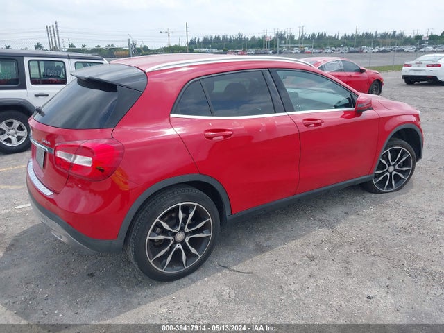 WDCTG4GB1FJ122239 Mercedes-Benz Gla 250 4matic