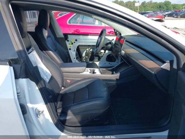 2019 TESLA MODEL 3 5YJ3E1EA4KF466640 Photo 4