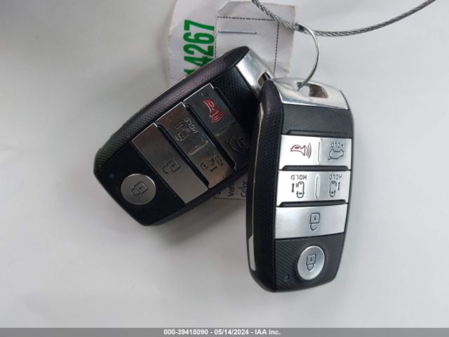 KNDMC5C16G6136411 KIA SEDONA EX