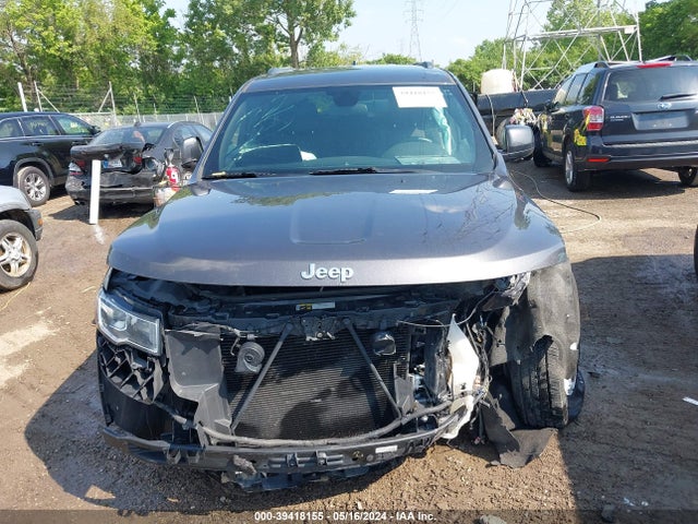 1C4RJFAG3JC350838 Jeep Grand Cherokee Laredo E 4x4