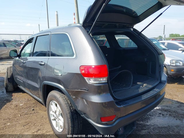 1C4RJFAG3JC350838 Jeep Grand Cherokee Laredo E 4x4