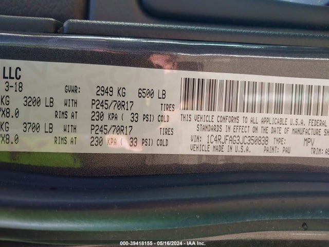 1C4RJFAG3JC350838 Jeep Grand Cherokee Laredo E 4x4