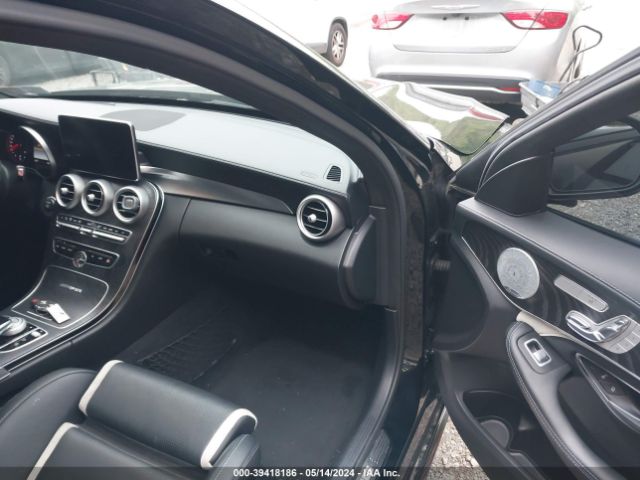 55SWF8HB4GU106216 Mercedes-Benz Amg C 63 S
