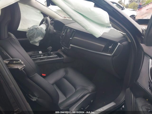 YV4A22NL9H1007836 Volvo V90 Cross Country T6