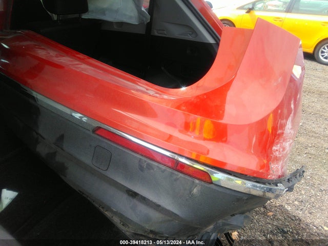 3VV2B7AXXJM206336 Volkswagen Tiguan 2.0t Se/2.0t Sel