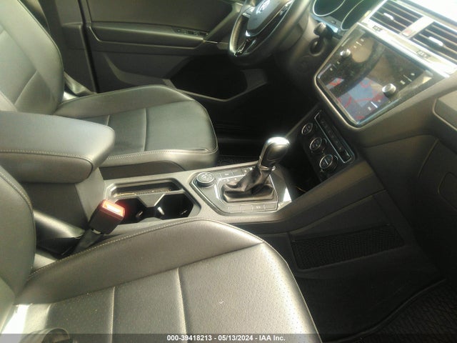 3VV2B7AXXJM206336 Volkswagen Tiguan 2.0t Se/2.0t Sel
