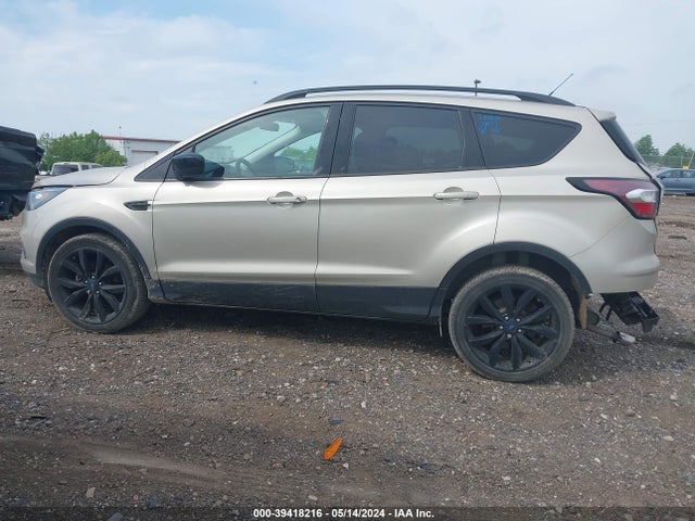 Ford ESCAPE SE 2017 1FMCU0GD3HUD83961 Image 14
