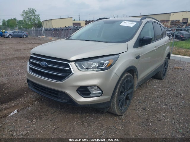Ford ESCAPE SE 2017 1FMCU0GD3HUD83961 Image 2