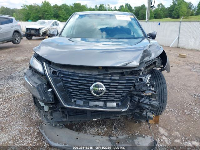 5N1AT3BA4MC733915 Nissan Rogue Sv Fwd