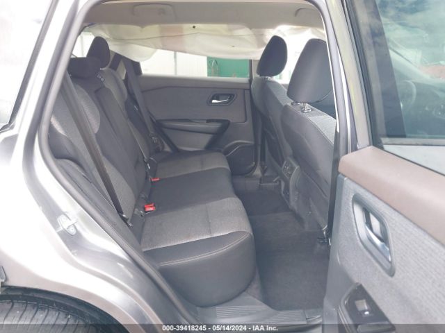 5N1AT3BA4MC733915 Nissan Rogue Sv Fwd