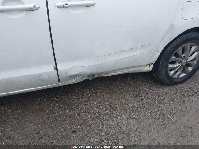 KIA SEDONA LX 2021 KNDMB5C14M6662115 Image 17