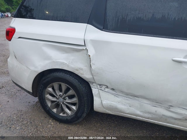 KIA SEDONA LX 2021 KNDMB5C14M6662115 Image 19