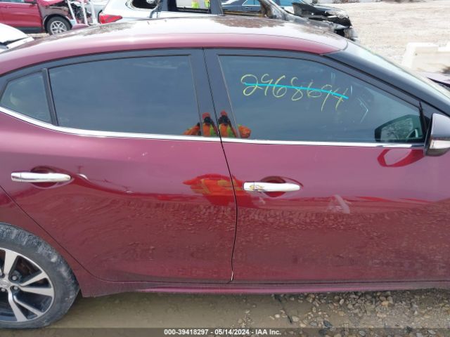 1N4AA6AP2JC369187 Nissan 2018