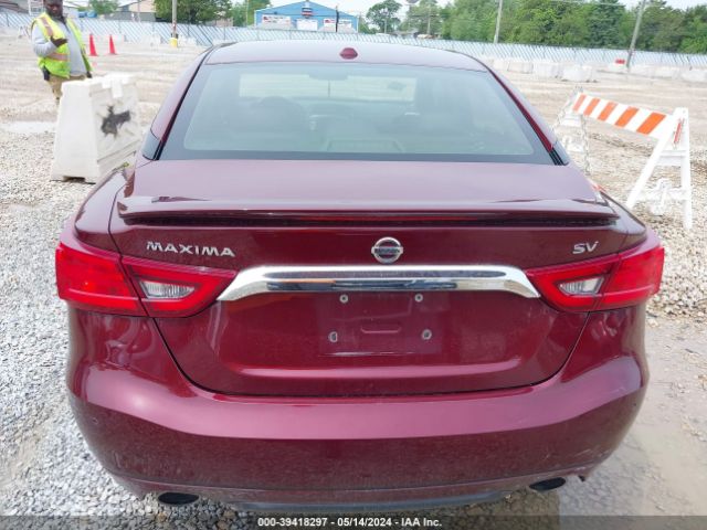 1N4AA6AP2JC369187 Nissan 2018