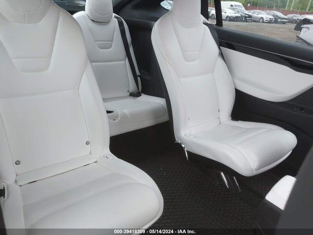 5YJXCBE28HF054171 Tesla Model X 100d/75d/90d
