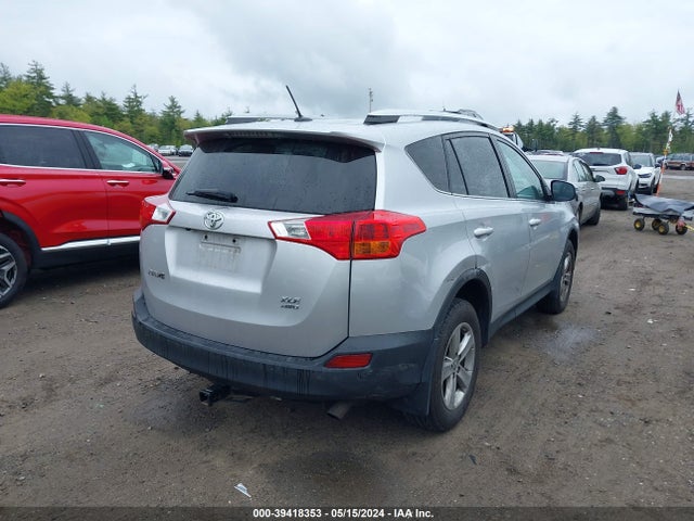 Toyota Rav4 Xle 2015 2T3RFREV6FW394185 Image 4