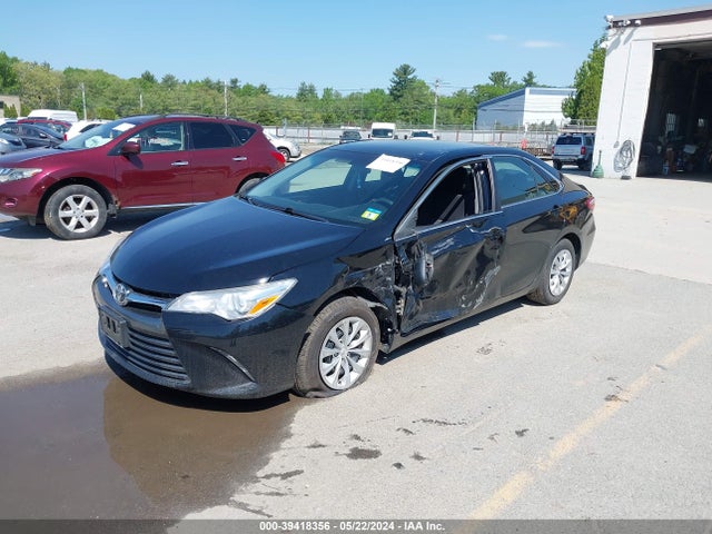 Toyota CAMRY LE 2017 4T1BF1FKXHU452155 Image 2