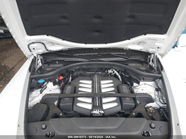 SLATV8C09LU201635 Rolls-Royce Cullinan