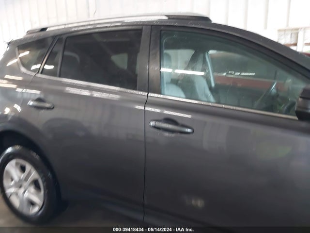Toyota RAV4 LE 2015 2T3BFREV4FW313931 Image 13