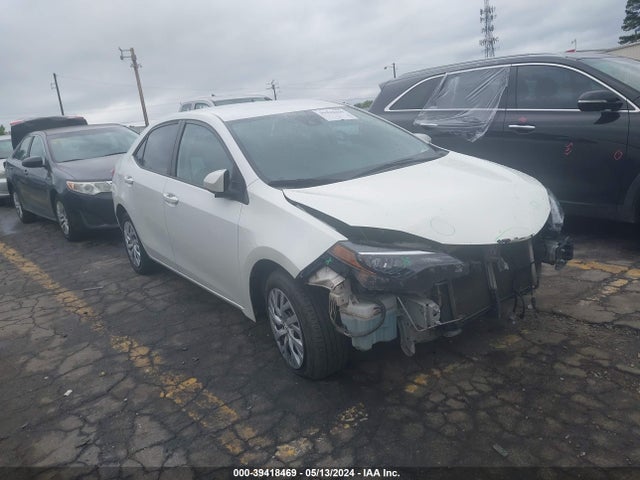 Toyota COROLLA LE 2019 5YFBURHE6KP922427 main image