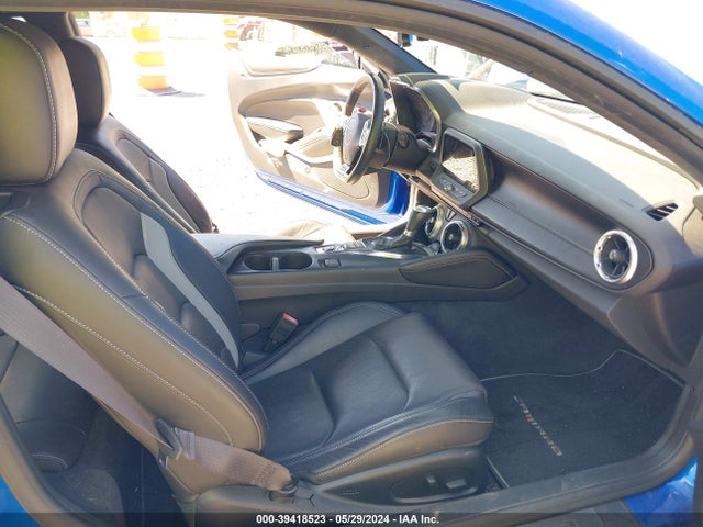 Chevrolet Camaro 2lt 2017 1G1FD1RS2H0104485 Image 5