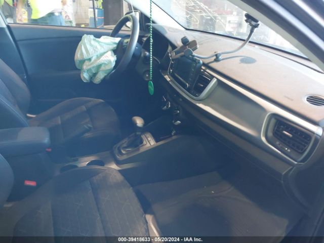 3KPA25AD6LE328838 KIA Rio 5-door S