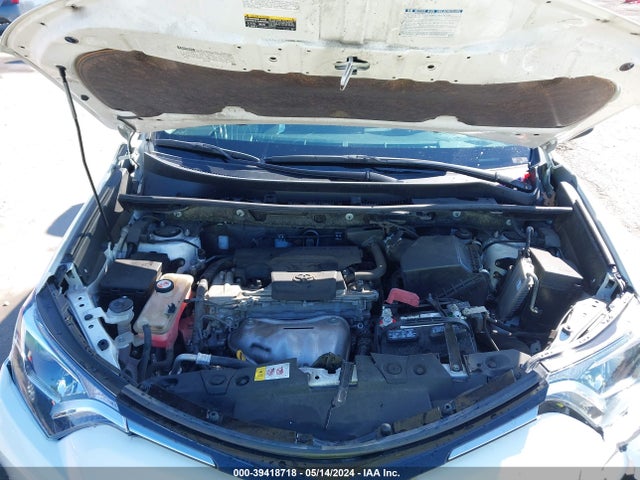Toyota Rav4 Xle 2018 JTMWFREV6JD110174 Image 10