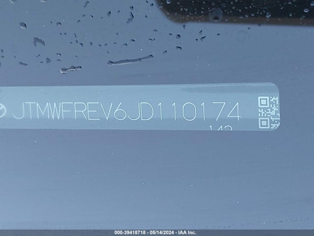 Toyota Rav4 Xle 2018 JTMWFREV6JD110174 Image 16