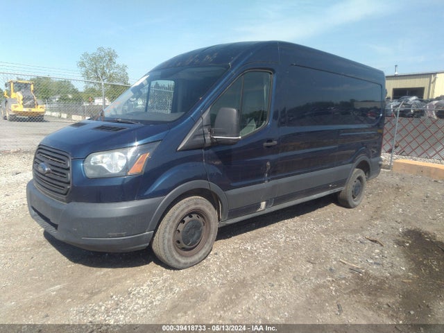 Ford Transit-250 2015 1FTNR2CM1FKB25446 Image 2