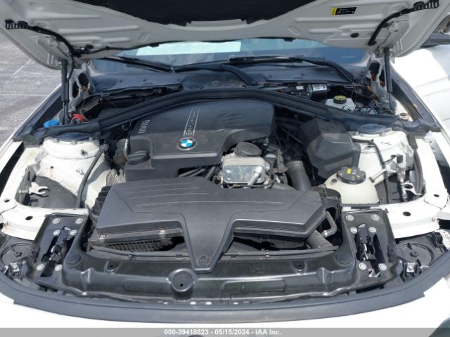 WBA8A9C33HK864175 BMW 320i