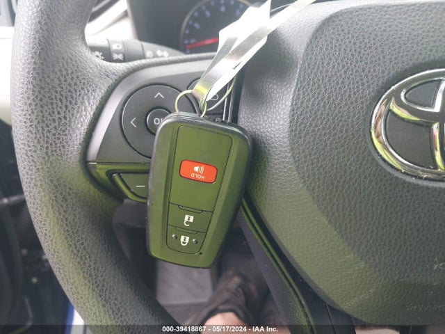 Toyota Rav4 Xle 2020 JTMP1RFV9LJ032091 Image 11