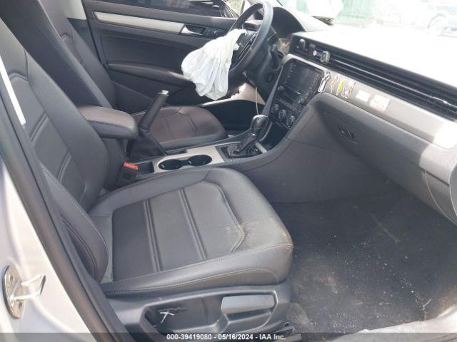 1VWSA7A36MC000688 Volkswagen Passat 2.0t Se