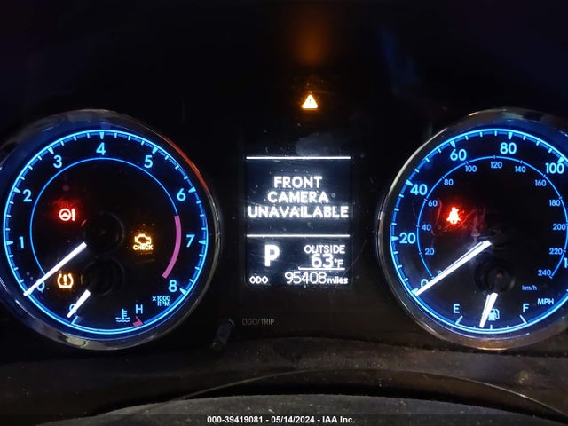 Toyota COROLLA LE 2018 5YFBURHE1JP847649 Image 7