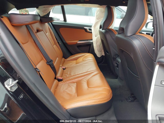 YV140MEBXF1187392 Volvo V60 T5 Premier