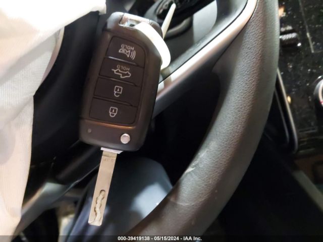 5NTJADAE5RH087754 Hyundai Santa Cruz Se