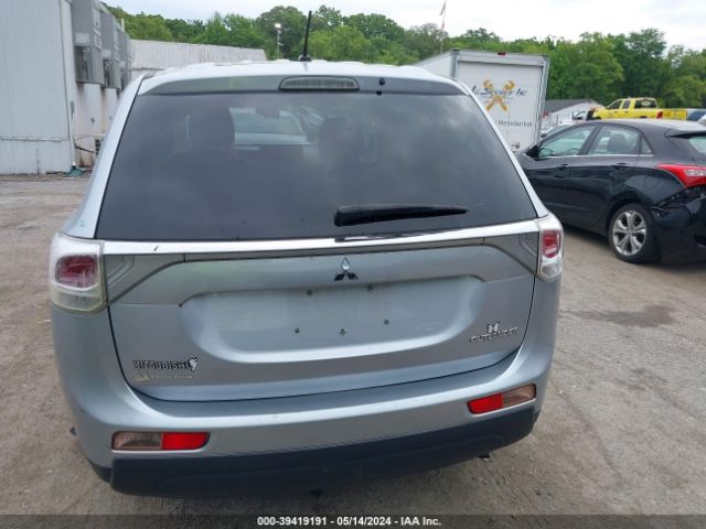 JA4AD2A35EZ005978 Mitsubishi Outlander Es