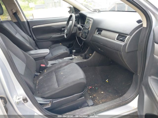 JA4AD2A35EZ005978 Mitsubishi Outlander Es