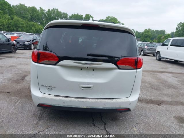 2C4RC1EG6LR159528 Chrysler Pacifica Touring L Plus