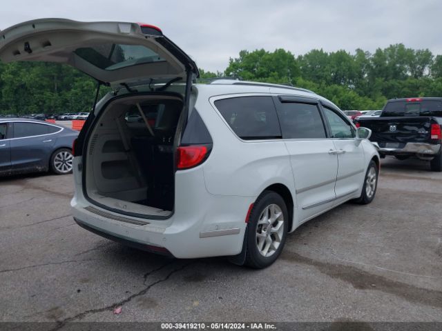 2C4RC1EG6LR159528 Chrysler Pacifica Touring L Plus