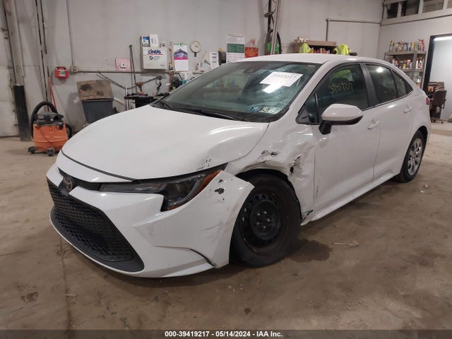 Toyota COROLLA LE 2021 5YFEPMAE7MP210223 Image 2