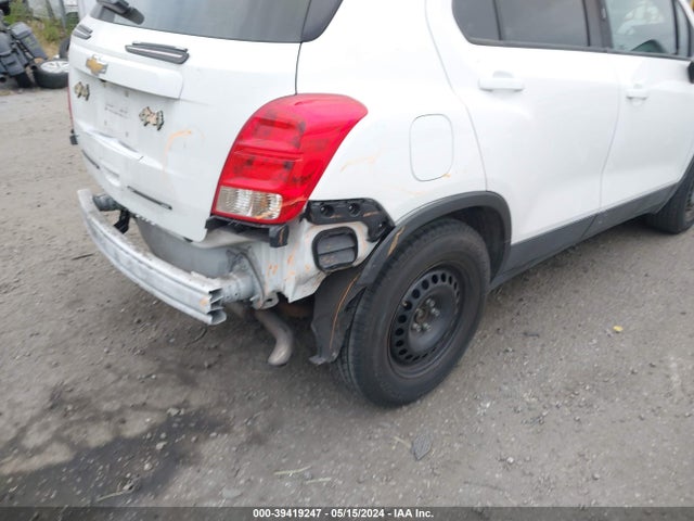 Chevrolet TRAX LS 2018 KL7CJKSB6JB703254 Image 13