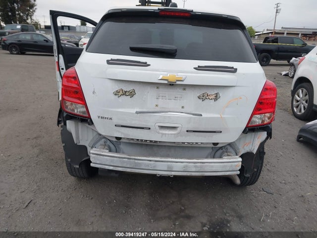 Chevrolet TRAX LS 2018 KL7CJKSB6JB703254 Image 6