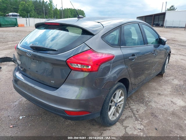 Ford FOCUS SE 2017 1FADP3K27HL278777 Image 4
