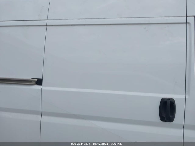 3C6URVJG4JE152346 RAM Promaster 3500 Cargo Van High Roof 159 Wb Ext