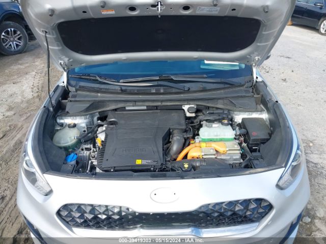 KNDCB3LC5L5397761 KIA NIRO LX