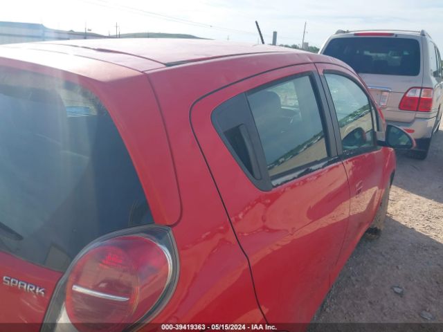 KL8CB6S93FC811555 Chevrolet Spark Ls Cvt